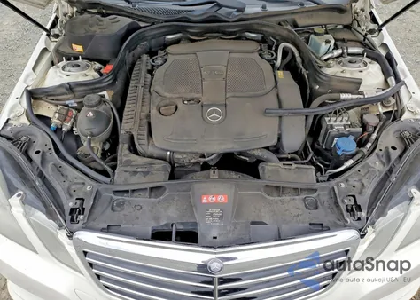 2013 Mercedes-Benz E 350 z USA, uszkodzony, nr VIN WDDHF5KB3DA717608